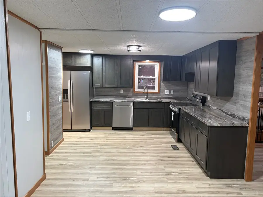 12266 N 960th Street, Effingham, IL 62401 - Image #2