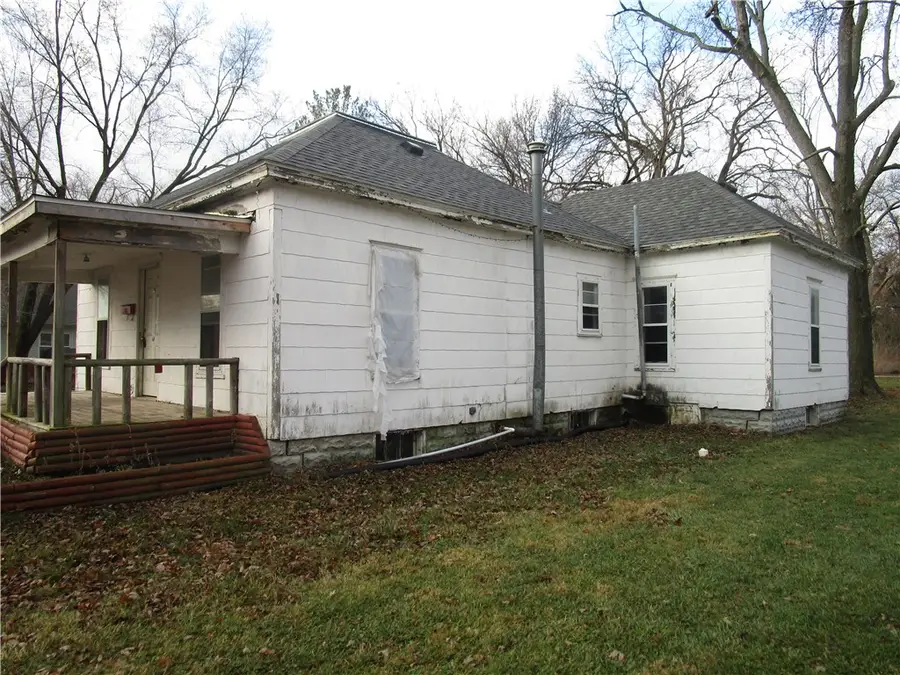 405 S Maple Street, Pana, IL 62557 - Image #2