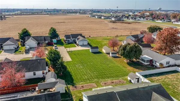 2401 Cumberland Court, Effingham, IL 62401