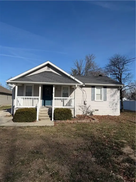 310 Kagay Avenue, Effingham, IL 62401