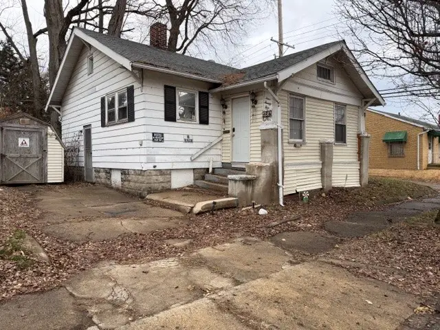 425 N 18th Street, Decatur, IL 62521 - Image #1