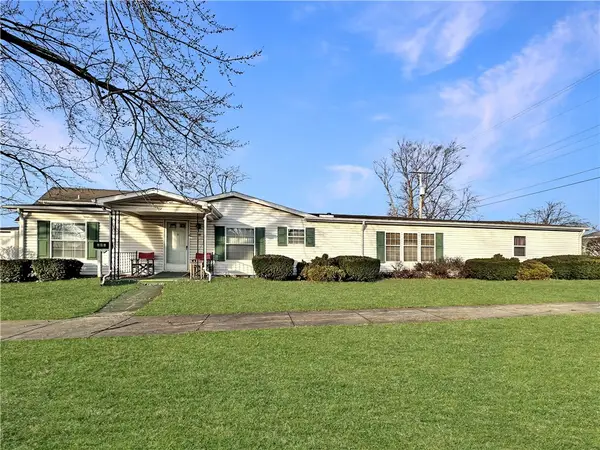 521 S 17th Street, Mattoon, IL 61938