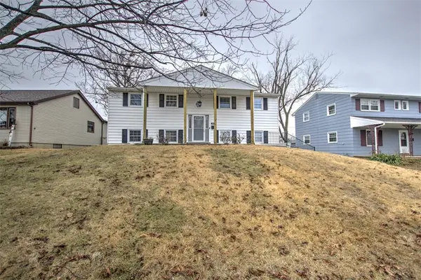 30 Ridge Lane Drive, Decatur, IL 62521