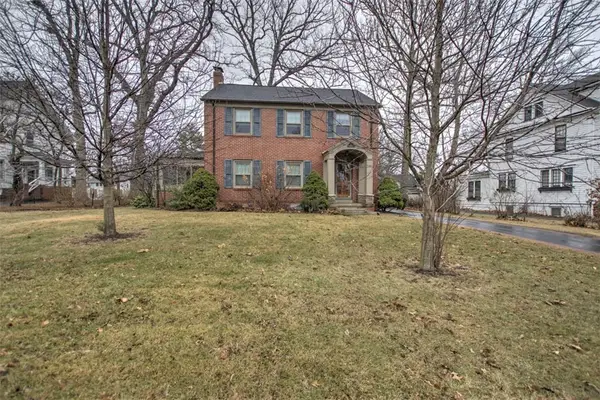 160 N Oakcrest Avenue, Decatur, IL 62522