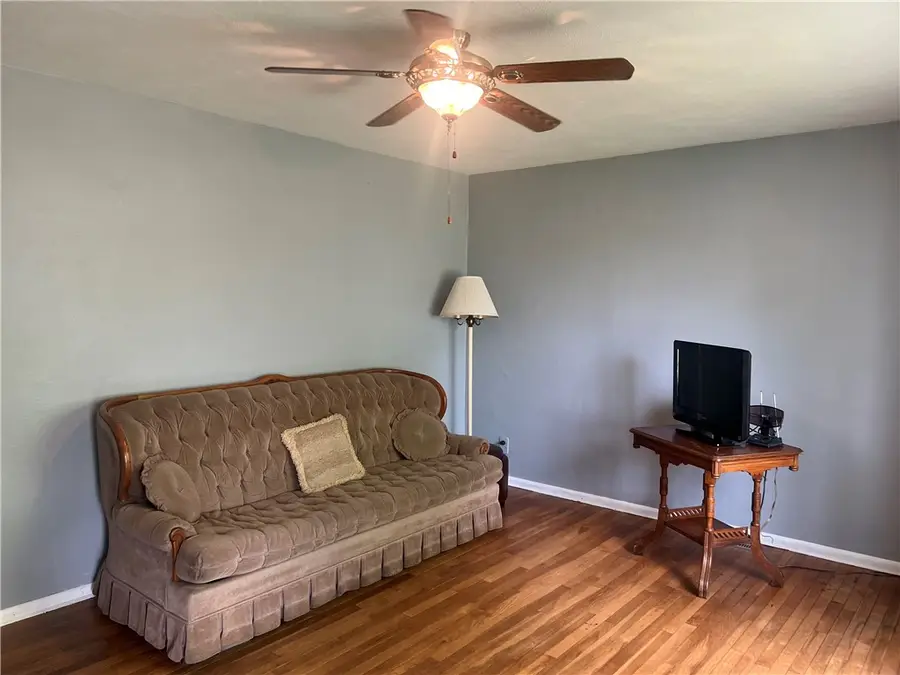 10 Lakeview Drive, Catlin, IL 61817 - Image #2