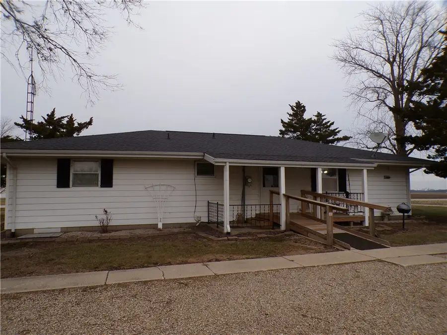 199 Cr 1500n, Bethany, IL 61914 - Image #2