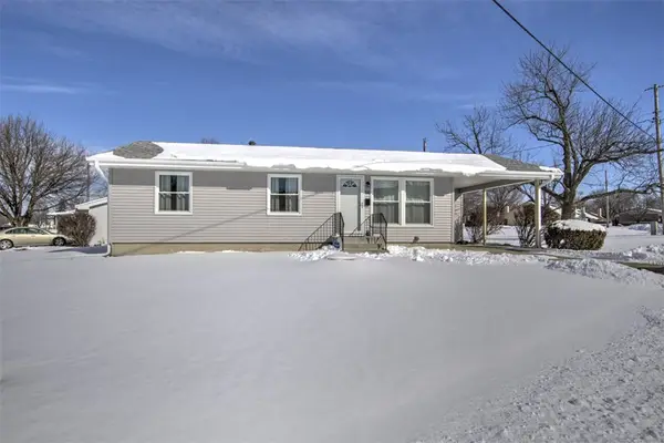 110 W Manchester Drive, Decatur, IL 62526