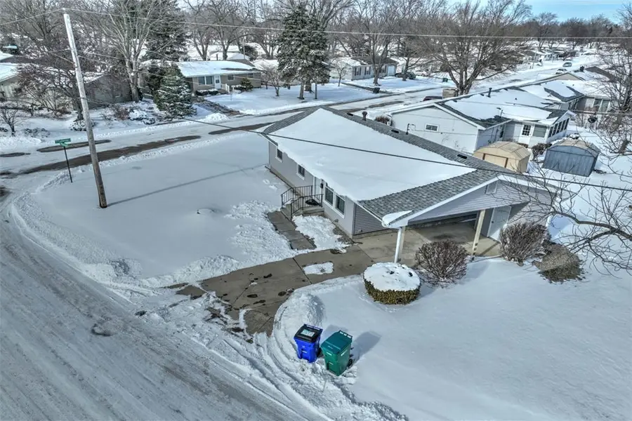 110 W Manchester Drive, Decatur, IL 62526 - #3