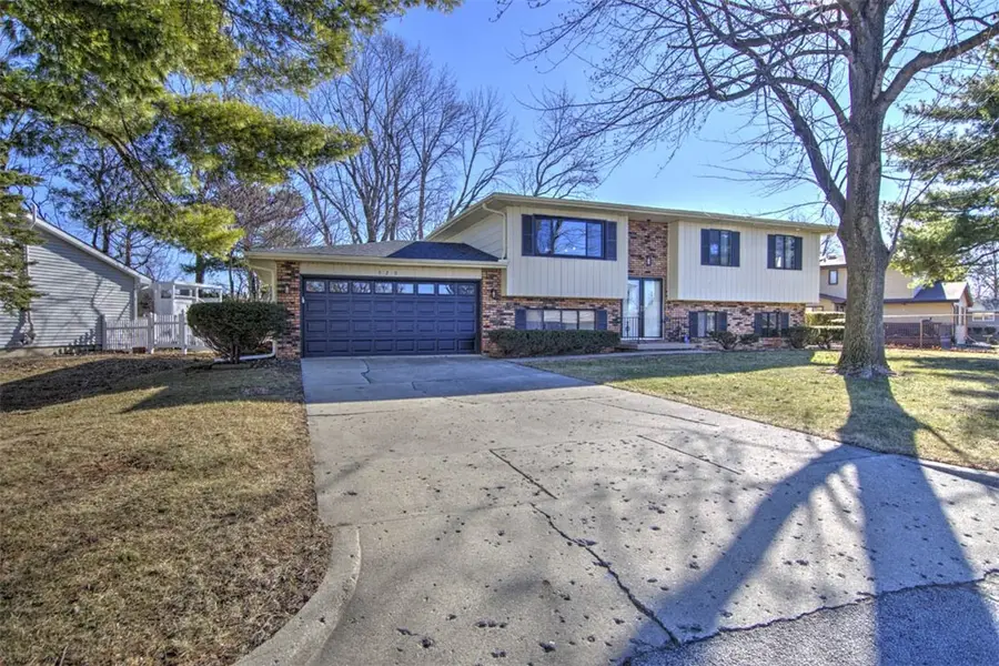 920 W Karen Drive, Decatur, IL 62526 - Image #2