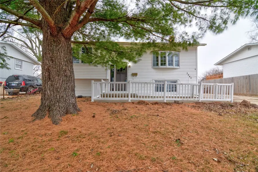 3245 E Robin Drive, Decatur, IL 62526 - Image #2