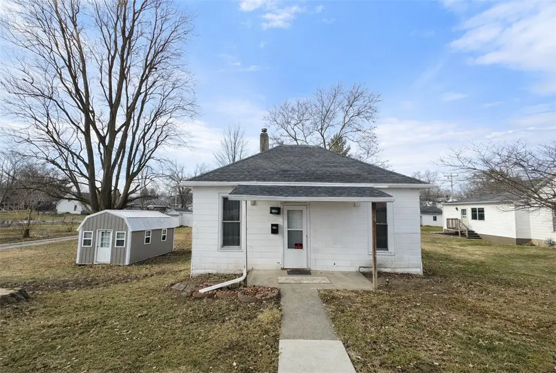 515 Buena Vista Street, Paris, IL 61944 - Image #1