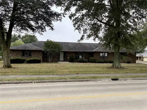 505 W Evergreen Avenue, Effingham, IL 62401
