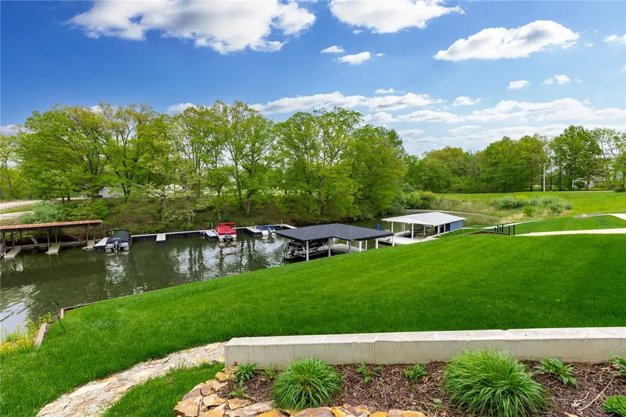 10028 E Pineridge Road, Effingham, IL 62401 - #3