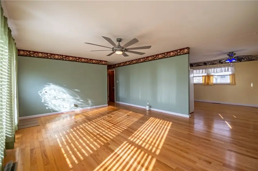 18 E Imboden Drive, Decatur, IL 62521 - Image #3