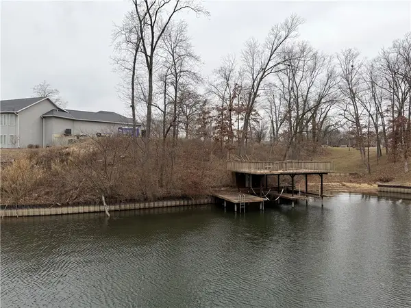 14748 N Court Seven, Effingham, IL 62401