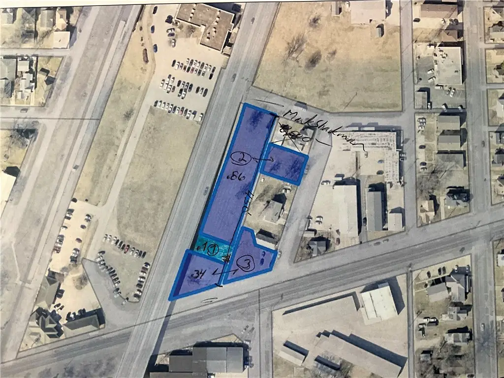 502 S Banker Street, Effingham, IL 62401 - Image #1