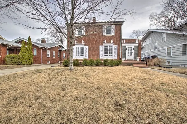 160 N Taylor Avenue, Decatur, IL 62522