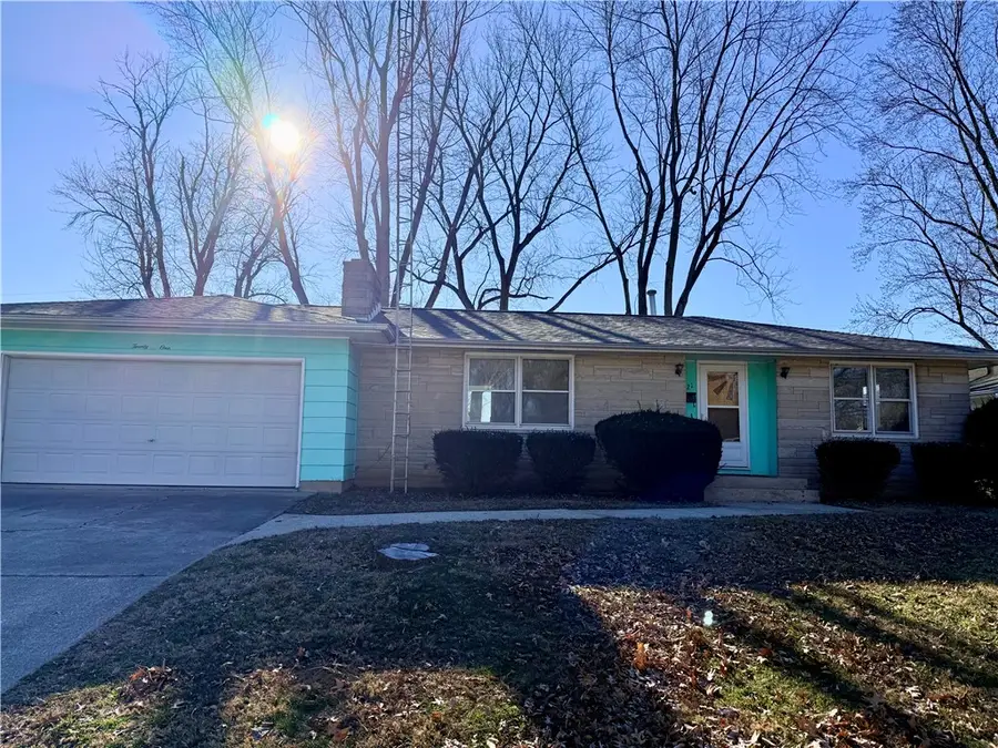 21 N Lakewood Drive, Effingham, IL 62401 - Image #2