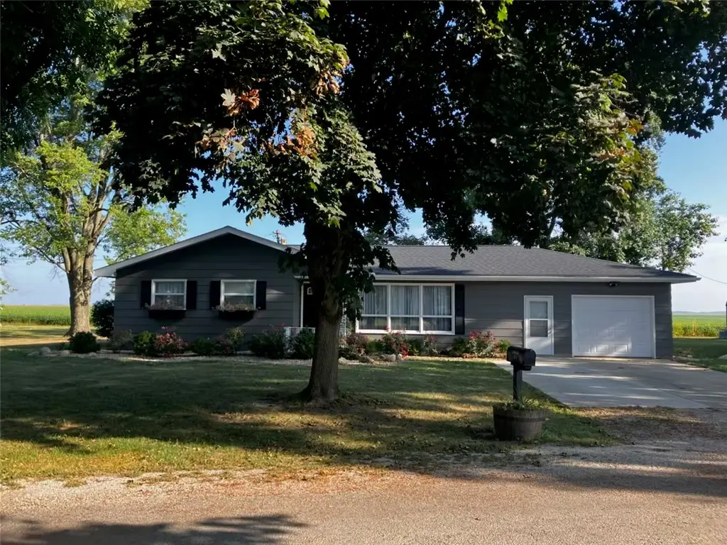 313 E North 3rd Street, Findlay, IL 62534 - Image #1