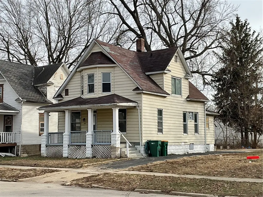 1221 Main Street, Decatur, IL 62521 - Image #1