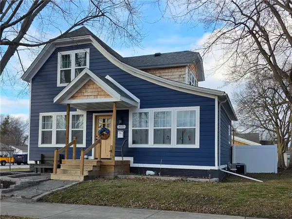 3020 Champaign Avenue, Mattoon, IL 61938