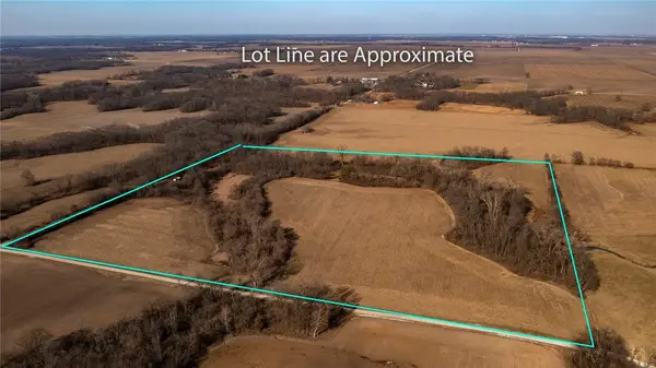 2775 N E Road, Windsor, IL 61957