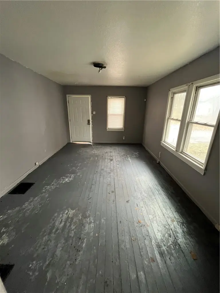 1225 S Silas Street, Decatur, IL 62521 - #2