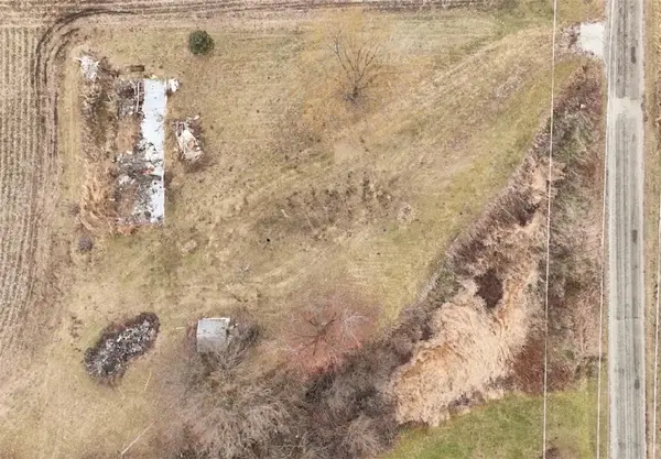 8948 E 2100 North Road, Oakwood, IL 61858