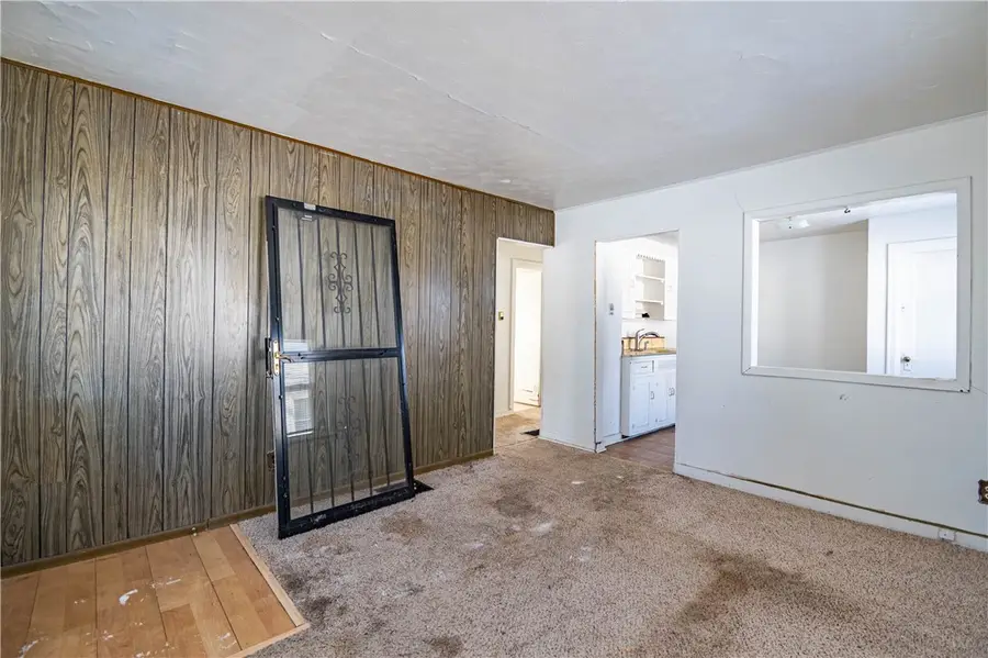 1091 N Oakcrest Avenue, Decatur, IL 62522 - Image #3