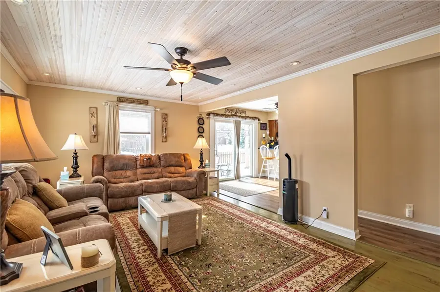 929 S Washington Street, Sullivan, IL 61951 - Image #3