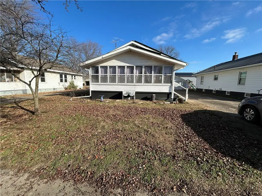 308 S Pike Street, Palestine, IL 62451 - #2