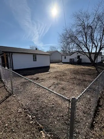 290 W Cole Street, Macon, IL 62544 - #3