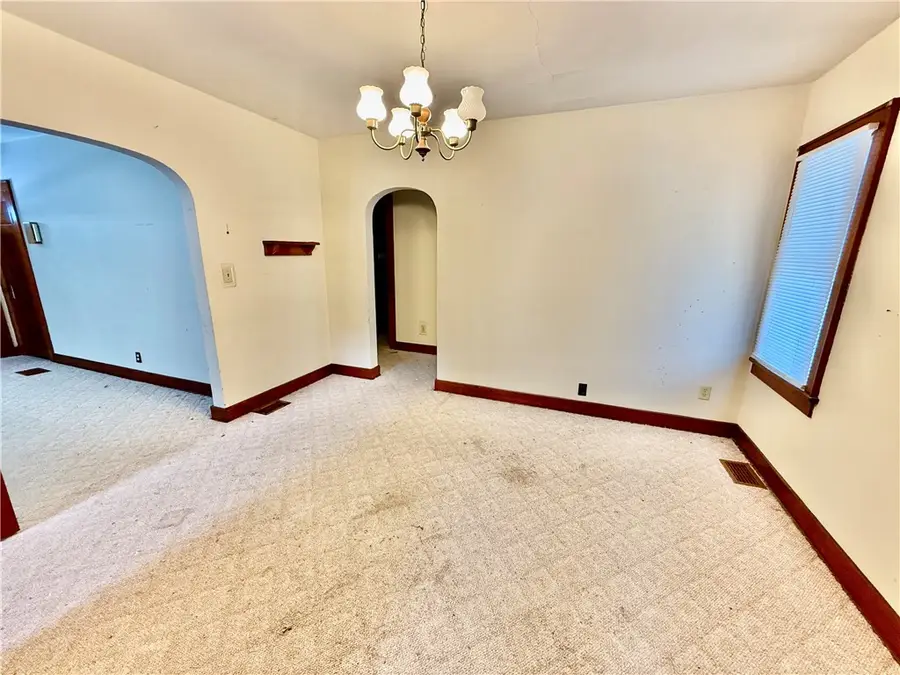 301 S Lincoln Street, Bethany, IL 61914 - Image #2