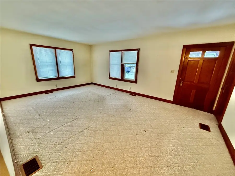 301 S Lincoln Street, Bethany, IL 61914 - Image #3