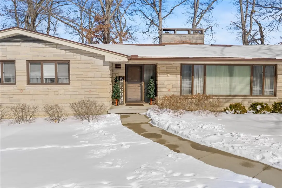 3 Lakewood Drive, Paris, IL 61944 - #1