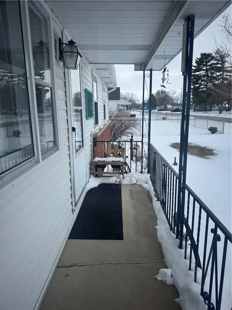 708 Glendale Avenue, Tilton, IL 61833 - Image #3