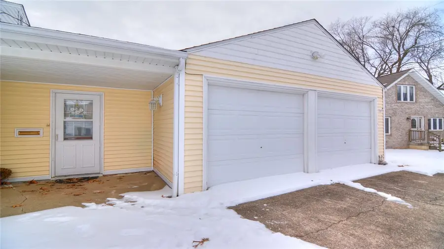 41 Lombardy Drive, Decatur, IL 62521 - #2