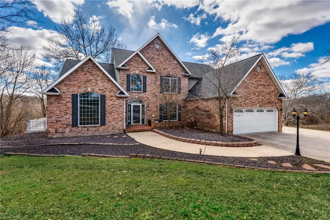 15792 E Seven Oaks Circle, Effingham, IL 62401 - #1