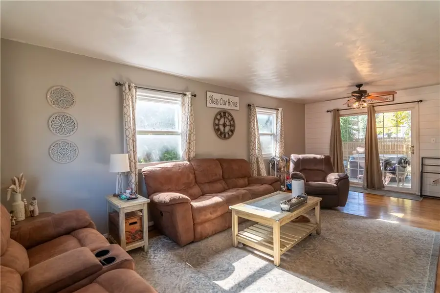 1023 S Washington Street, Sullivan, IL 61951 - #3