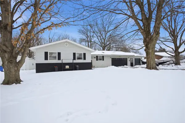 404 N Clark Street, Greenup, IL 62428