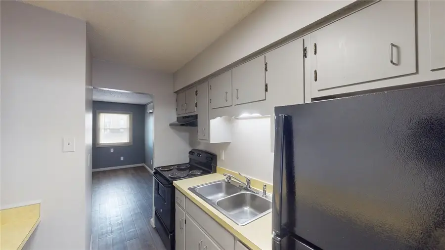 1305 Woodland Drive, Mount Zion, IL 62549 - #3