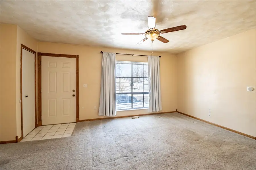 2064 N Evandale Drive, Decatur, IL 62526 - #3