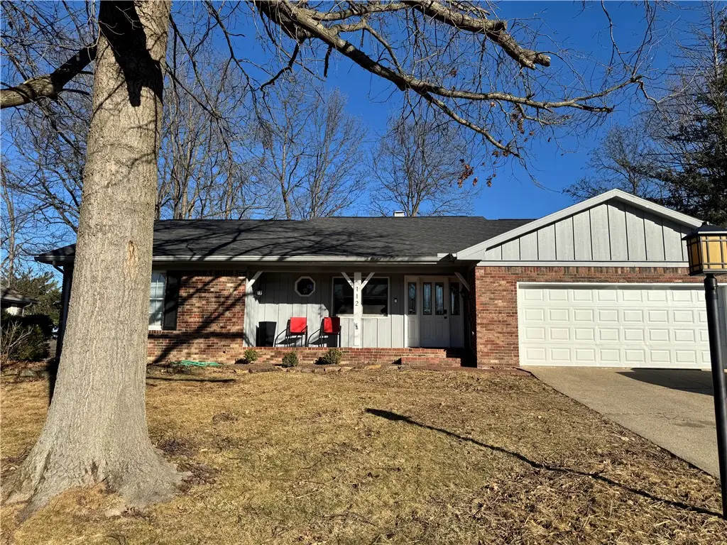112 Allenwood Drive, Paris, IL 61944 - #1