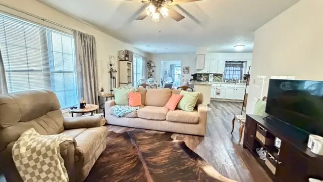 504 S Chicago Street, Rossville, IL 60963 - #3