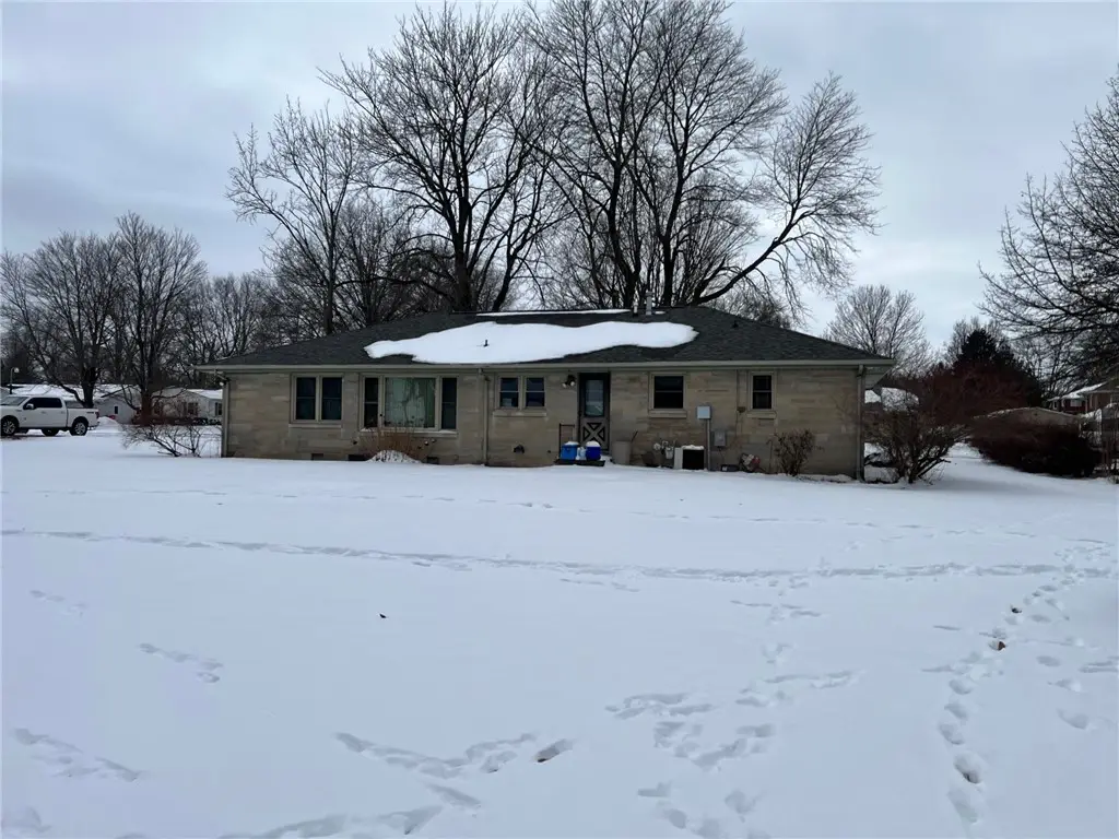 20 Pifers Lane, Sullivan, IL 61951 - #1