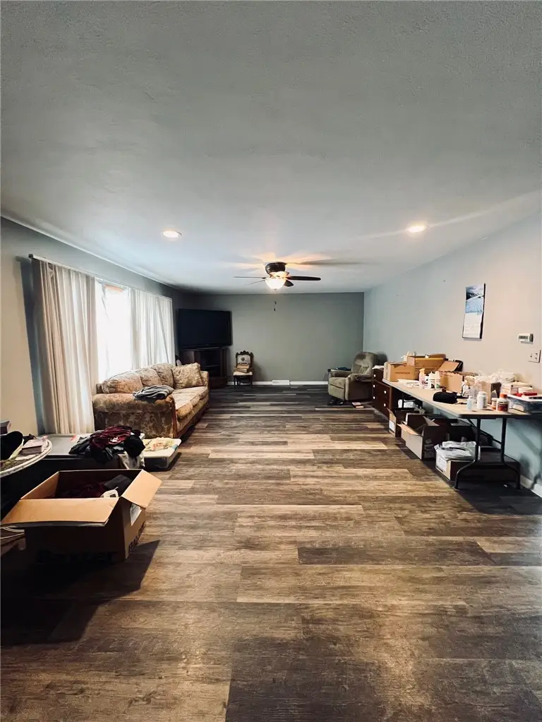 20 Pifers Lane, Sullivan, IL 61951 - #2