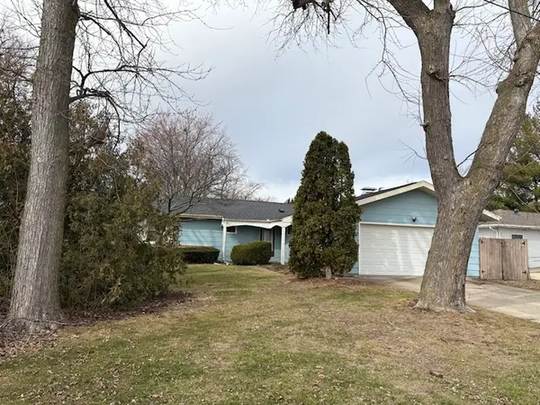 713 N 23rd Street, Mattoon, IL 61938