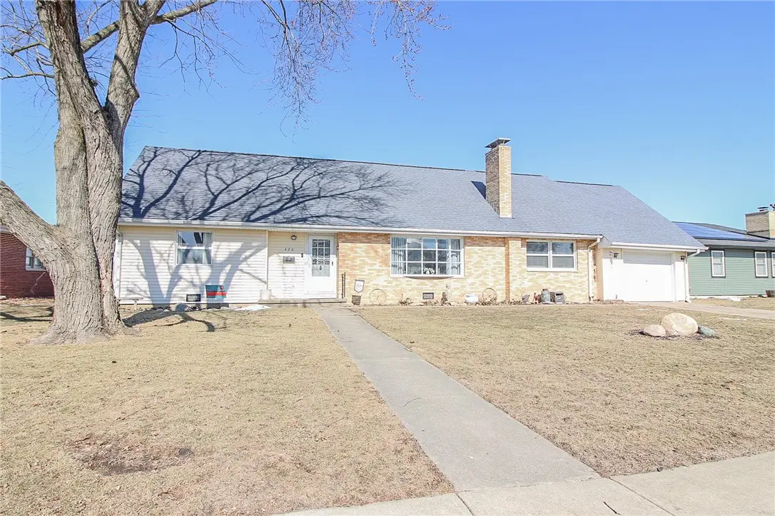 420 Crestview Drive, Mattoon, IL 61938 - #1