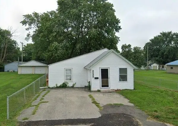 3137 E Harrison Avenue, Decatur, IL 62526