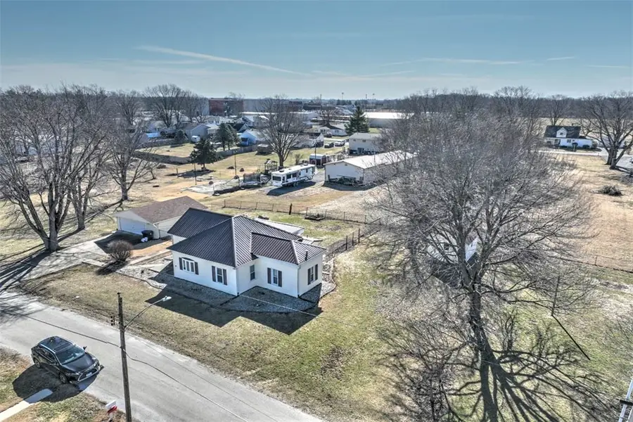 635 Mill Street, Mount Zion, IL 62549 - #3